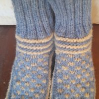 Ръчно плетени терлици , снимка 10 - Дамски чорапи - 42127507