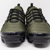 Nike Air Vapormax Plus 'Rough Green' / Оригинална Кутия, снимка 3 - Спортни обувки - 44667610