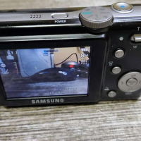 SAMSUNG S85 8.2mp фотоапарат, снимка 2 - Фотоапарати - 36143723