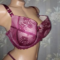 Hunkemoller 90 E-Перфектен сутиен с твърди чашки в бордо , снимка 3 - Бельо - 41917094