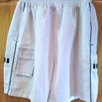 Бели къси спортни панталони,M/L, снимка 3 - Спортни дрехи, екипи - 41982397