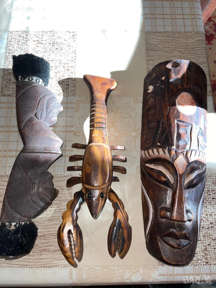 Три дървени фигурки, снимка 1