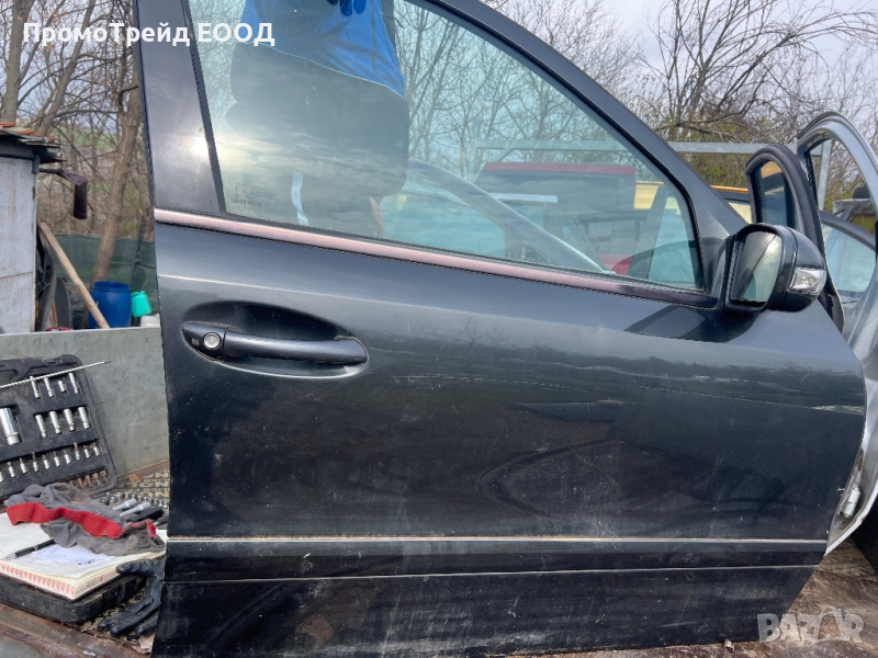 Предна дясна врата Mercedes E Klass W211, снимка 1