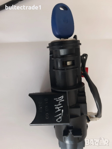 Контактен ключ за Fiat Punto Hatchback II (09.1999 - 07.2012), снимка 1