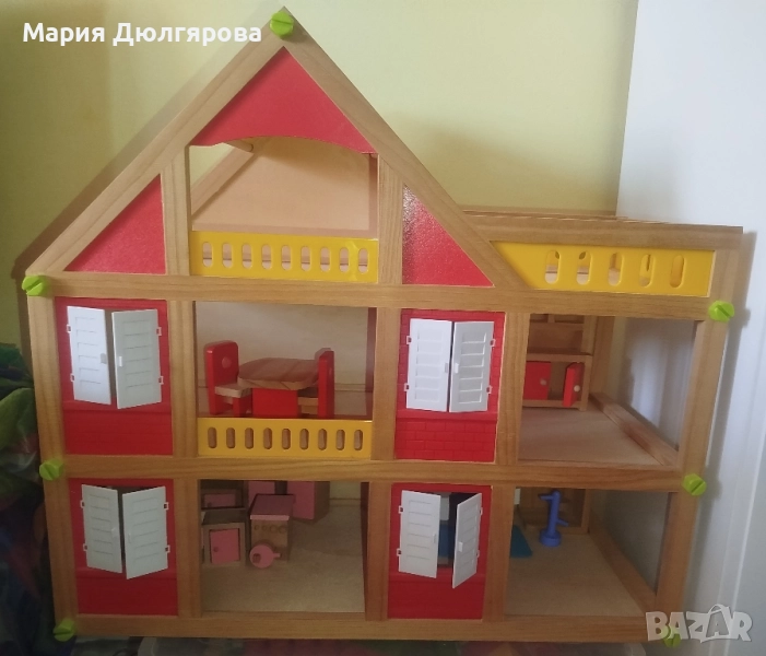 Дървена къща за кукли с мебели, снимка 1