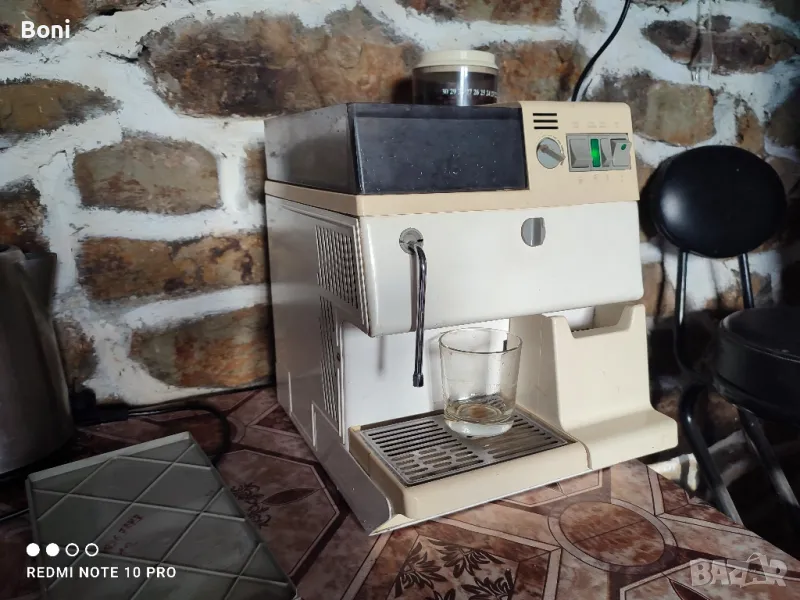 Кафеавтомат Saeco Family

, снимка 1