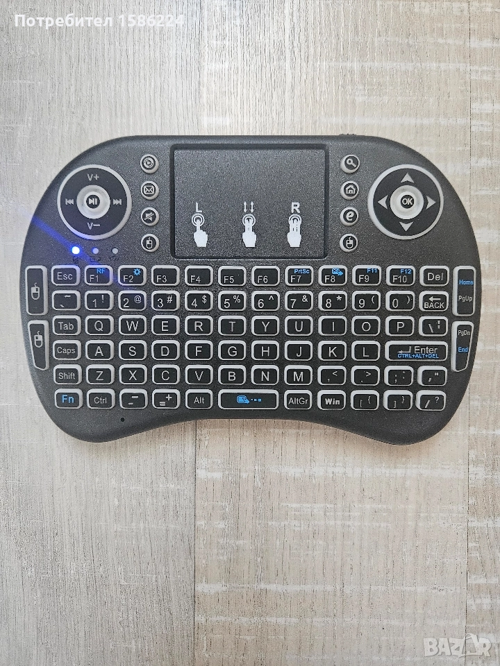 Безжична мини клавиатура с тъчпад и подсветка, снимка 1