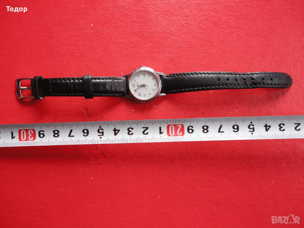 Швейцарски дамски часовник Certina , снимка 1