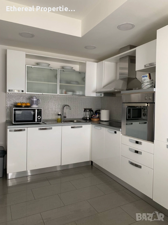 Двустаен апартамент ж.к. Дианабад, снимка 1