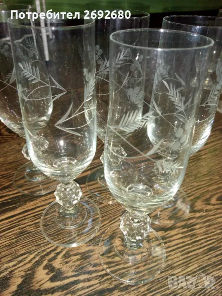 Нов комплект от 5бр.ръчно гравирани кристални чаши за пенливо вино(от 80-те години)/ кристална чиния, снимка 1