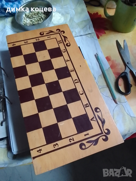кутия дървена за шах и табла, снимка 1