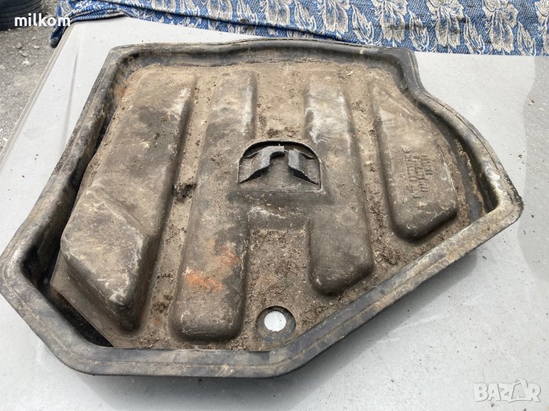 Дъно за багажник мерцедес ц класа комби 204 след 2007 леген / корито багажник основа задница, снимка 1