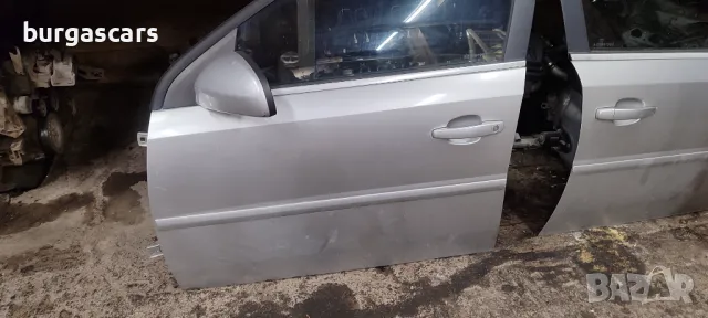 Врати предни задни Opel Vectra C хечбек - 90лв, снимка 3 - Части - 48801471