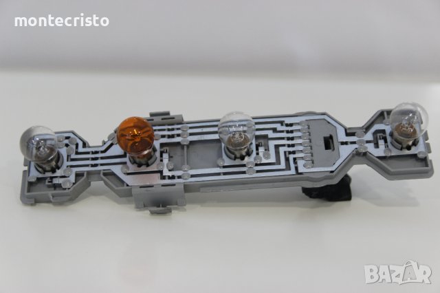 Дясна платка за стоп Ford Transit Connect Courier (2003-2010г.) десен ламподържач 2T1413N412AB