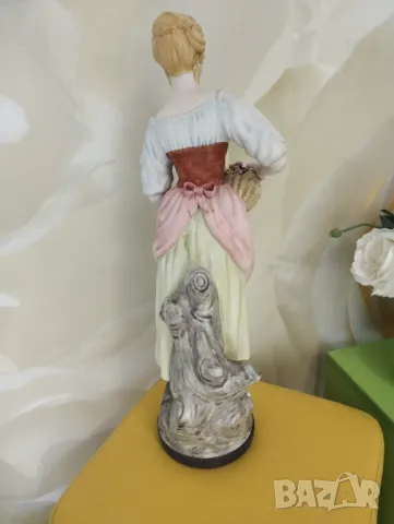 Стара порцеланова статуетка ".басано", снимка 5 - Статуетки - 48757124