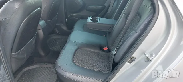 Hyundai IX35 2.0 163k., снимка 14 - Автомобили и джипове - 55878443