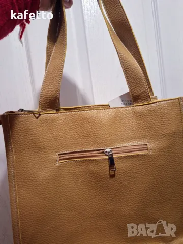 Нова дамска чанта с много джобове , снимка 2 - Чанти - 49567920