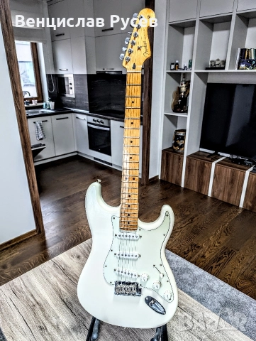 Fender Stratocaster Polar White, 2018, Mexico 