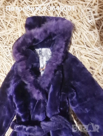 Зимно дебело дамско еко палто в цвят лилаво мастило, с естествен пух по качулката. S/M Ново , снимка 4 - Якета - 53275309