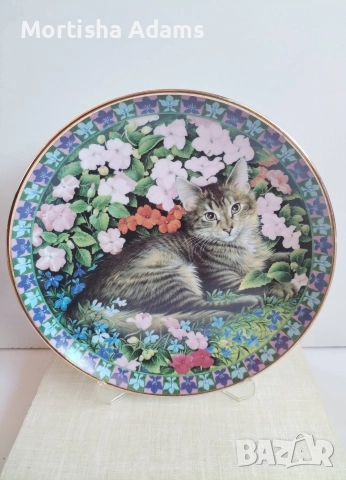 Декоративна чиния- Cats Among the Flowers 