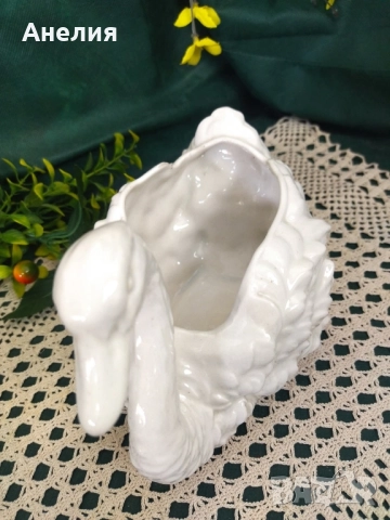 Лебеди кашпи, снимка 7 - Декорация за дома - 51778063