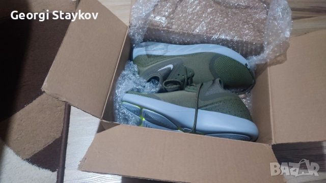 Nike - Lunarcharge Essential Medium - Olive, снимка 2 - Маратонки - 52130942