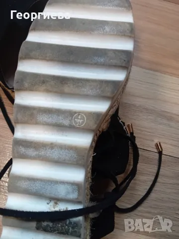 Дамски обувки, снимка 4 - Дамски ежедневни обувки - 50413236