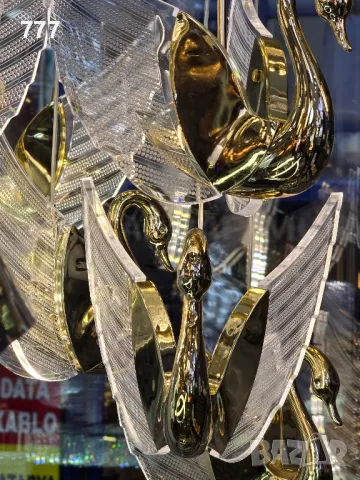 полилеи лебеди, снимка 4 - Полилеи - 48275172