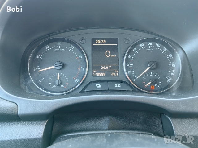 Skoda Fabia 1.2i MonteCarlo , снимка 11 - Автомобили и джипове - 47401520