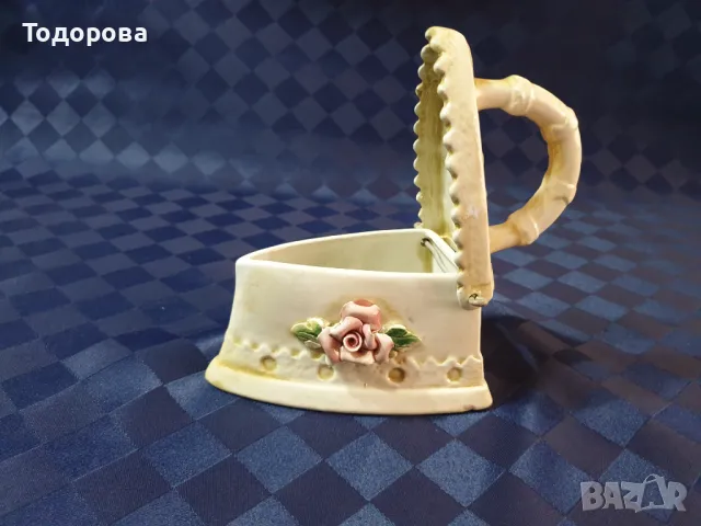 Порцеланова интериорна ютия, снимка 5 - Антикварни и старинни предмети - 49689031