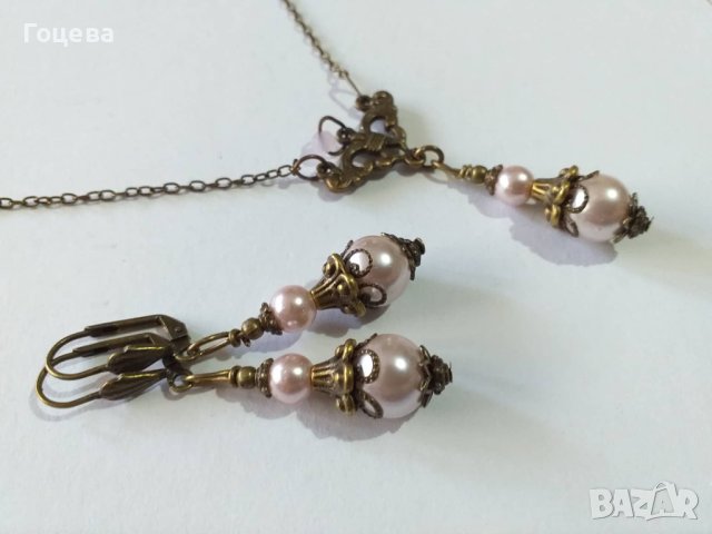 Красив бронзов Викториански Перлен комплект с розови кристални перли , снимка 3 - Бижутерийни комплекти - 40710038