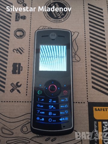 Телефон Motorola w180, снимка 3 - Motorola - 44194204