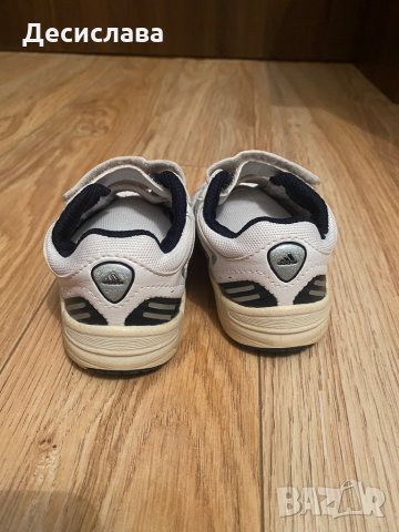 Детски маратонки Адидас, снимка 2 - Детски маратонки - 35907041