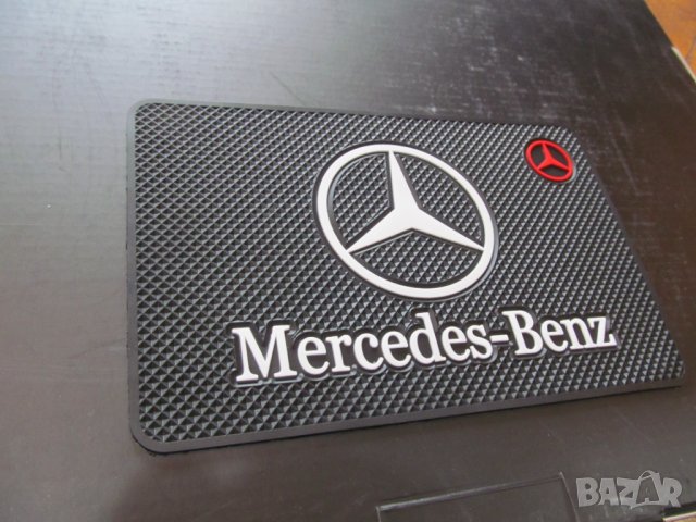 Mercedes-Benz Anti Slip Mat, снимка 4 - Аксесоари и консумативи - 41516175