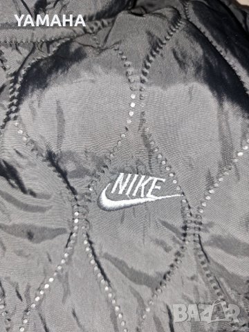 Nike  Дамско Яке  M