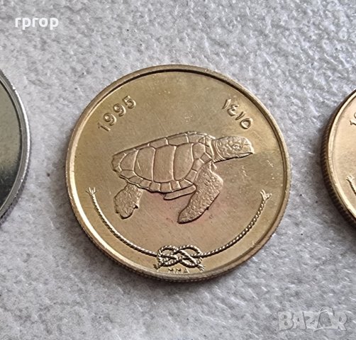 Екзотични монети. Малдиви.  Лот. 1, 5, 10, 25 , 50 лаари  и 1 рупия.  Лот. 6 бр. UNC., снимка 6 - Нумизматика и бонистика - 42340051