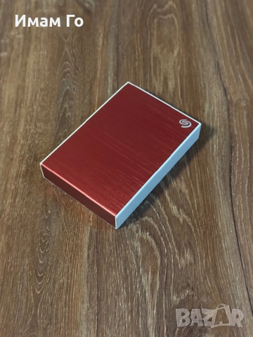 Seagate One Touch 5TB – Премиум преносим диск (Red Metallic), снимка 4 - Външни хард дискове - 52531011