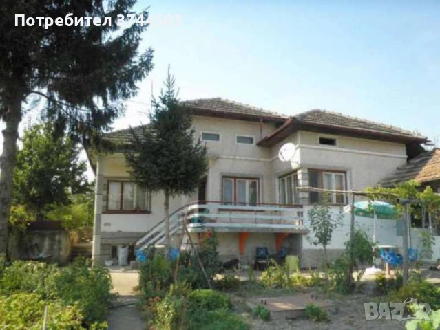 Продавам Фамилна къща с потенцял за крайпътен Бизнес , снимка 12 - Къщи - 53080009