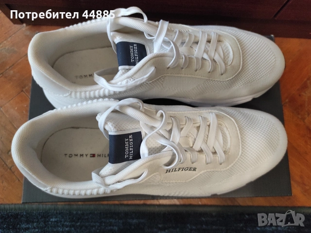 Обувки TOMMY HILFIGER Lightweight RWB Knit White, снимка 2 - Маратонки - 53757149