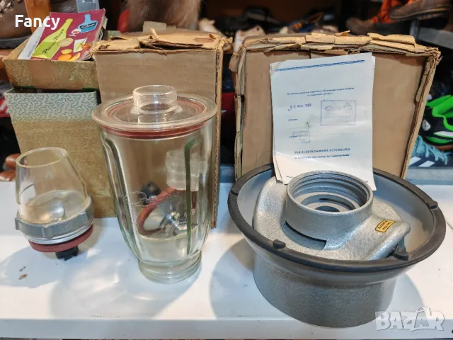 Представки за прахосмукачка Omega, снимка 2 - Антикварни и старинни предмети - 47346441