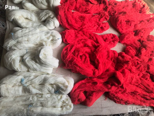 Прежда в бяло и червено , снимка 12 - Други - 49808929