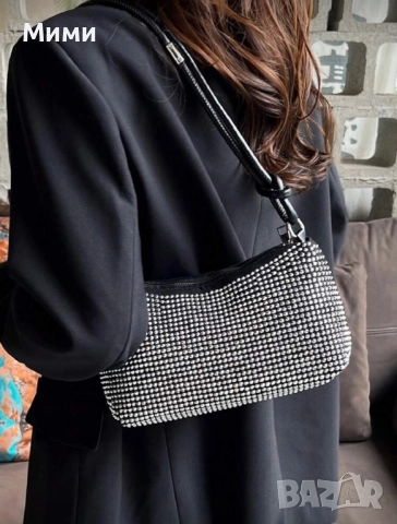 Дамска чанта с камъчета, снимка 2 - Чанти - 52334037