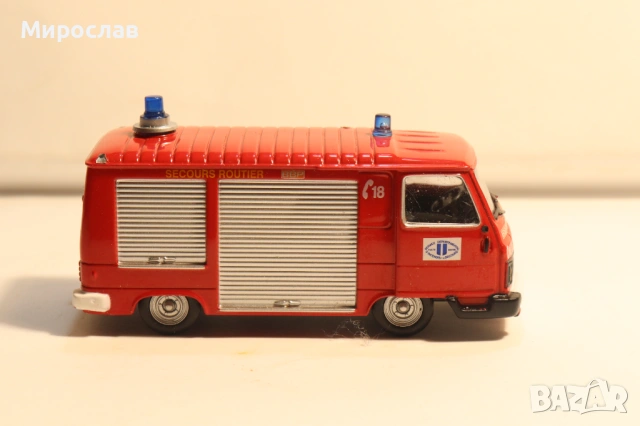 1:50 DEL PRADO PEUGEOT КАМИОН ПОЖАРНА КОЛИЧКА МОДЕЛ, снимка 4 - Колекции - 53691620