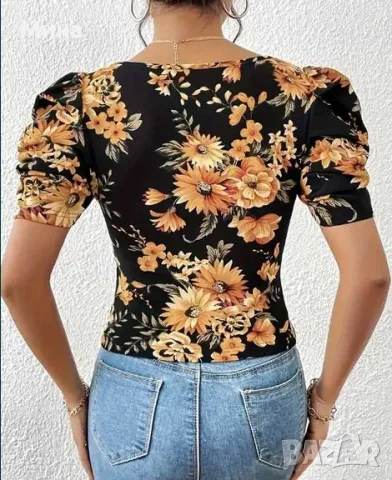 Блуза с квадратно деколте, снимка 3 - Корсети, бюстиета, топове - 47273999