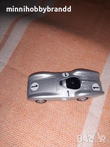 Mercedes Benz 1:64 Norev Renntransporter , снимка 3 - Колекции - 55826588