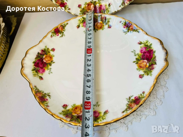 ROYAL ALBERT красиви плата от костен порцелан от Англия, снимка 6 - Антикварни и старинни предмети - 52957812