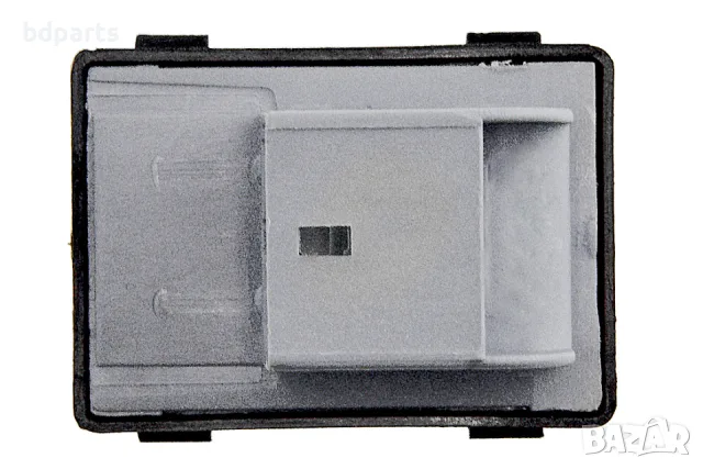 Бутон ключ за стъкло, Audi A3 8P, A6 C6, Q7 4L, 4 ПИН, снимка 5 - Части - 56142781