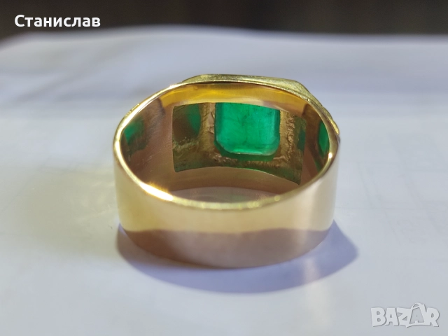 Масивен златен пръстен с Колумбийски смарагд/изумруд, снимка 7 - Пръстени - 51840416