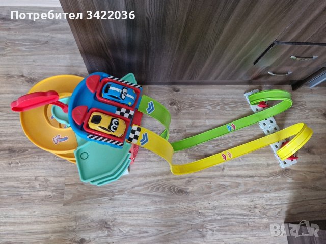 Bburago Junior - писта с лупинг, снимка 1 - Коли, камиони, мотори, писти - 42183389