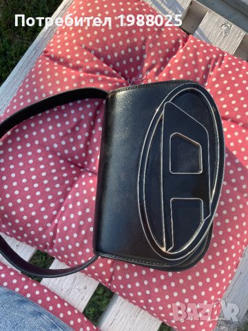 Diesel чанта, снимка 9 - Чанти - 40605769